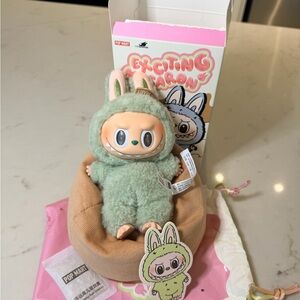 POP MART Exciting Macaron “Green Grape” Labubu NWT